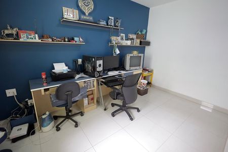 Casa à venda com 236m², 4 quartos e 4 vagasQuarto 2