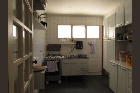 Apartamento à venda com 88m², 3 quartos e 1 vagaCozinha