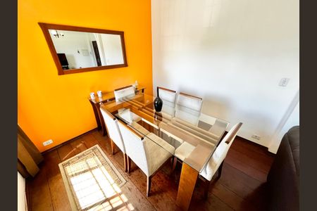 Apartamento à venda com 80m², 3 quartos e 1 vaga Apartamento à venda com 80m², 3 quartos e 1 vagaSala