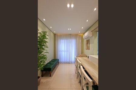 Apartamento para alugar com 2 quartos, 74m² em Guilhermina, Praia Grande