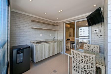 Apartamento para alugar com 74m², 2 quartos e sem vaga Apartamento para alugar com 74m², 2 quartos e sem vagaSacada