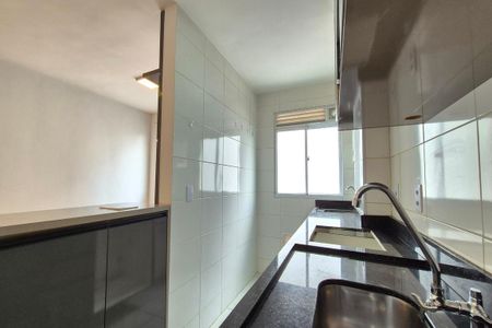 Cozinha  de apartamento à venda com 2 quartos, 43m² em Parque Industrial, Campinas
