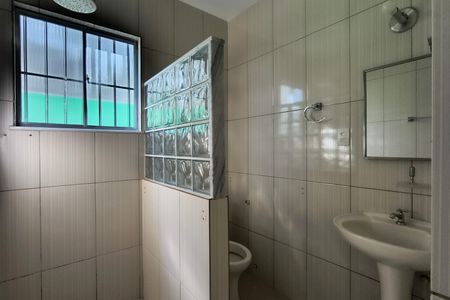 Apartamento à venda com 153m², 3 quartos e 3 vagas Apartamento à venda com 153m², 3 quartos e 3 vagasBanheiro Social