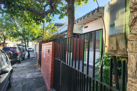 Apartamento à venda com 153m², 3 quartos e 3 vagas Apartamento à venda com 153m², 3 quartos e 3 vagasFachada