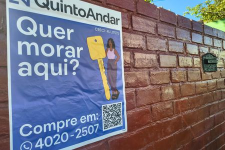 Apartamento à venda com 153m², 3 quartos e 3 vagas Apartamento à venda com 153m², 3 quartos e 3 vagasPlaca