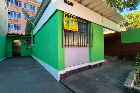 Apartamento à venda com 153m², 3 quartos e 3 vagas Apartamento à venda com 153m², 3 quartos e 3 vagasGaragem