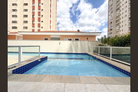 Apartamento para alugar com 98m², 3 quartos e 2 vagas Apartamento para alugar com 98m², 3 quartos e 2 vagasÁrea comum - Piscina