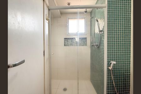 Apartamento para alugar com 98m², 3 quartos e 2 vagas Apartamento para alugar com 98m², 3 quartos e 2 vagasBanheiro da Suíte