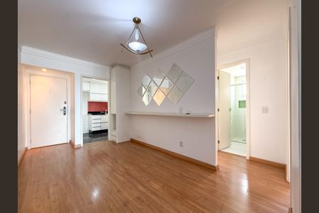 Sala de apartamento para alugar com 3 quartos, 98m² em Vila Brasilio Machado, São Paulo