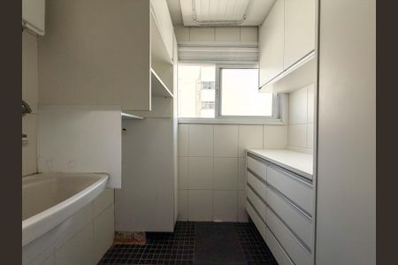 Apartamento para alugar com 98m², 3 quartos e 2 vagas Apartamento para alugar com 98m², 3 quartos e 2 vagasÁrea de Serviço