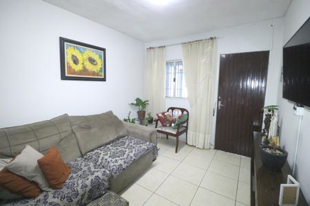 Casa para alugar com 180m², 3 quartos e 2 vagasSala