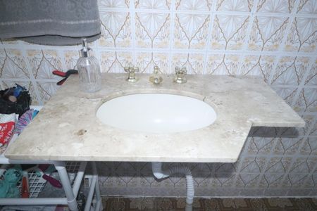 Casa para alugar com 180m², 3 quartos e 2 vagasBanheiro 1