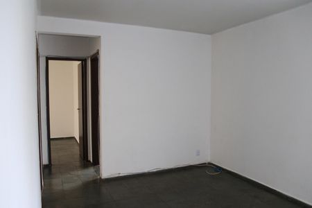 Sala de apartamento para alugar com 2 quartos, 60m² em Setor Goiânia 2, Goiânia