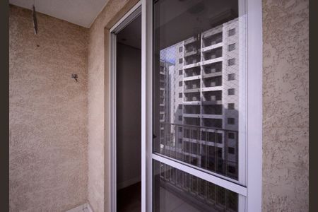 Sala - Varanda  de apartamento para alugar com 2 quartos, 48m² em Jardim Celeste, São Paulo