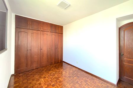 Apartamento para alugar com 120m², 3 quartos e 2 vagas