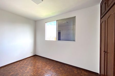 Apartamento para alugar com 120m², 3 quartos e 2 vagas Apartamento para alugar com 120m², 3 quartos e 2 vagasQuarto 2