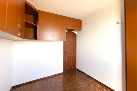 Apartamento para alugar com 120m², 3 quartos e 2 vagas Apartamento para alugar com 120m², 3 quartos e 2 vagasQuarto 3