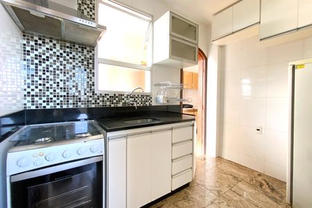 Apartamento para alugar com 120m², 3 quartos e 2 vagas Apartamento para alugar com 120m², 3 quartos e 2 vagasCozinha