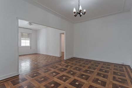 Sala de apartamento à venda com 3 quartos, 123m² em Independência, Porto Alegre