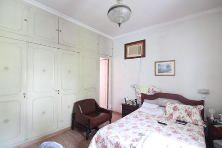 Casa à venda com 340m², 3 quartos e 4 vagasSuíte