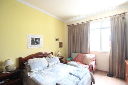 Casa à venda com 340m², 3 quartos e 4 vagas  Quarto 1       