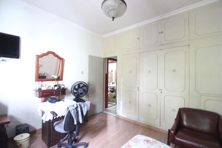 Casa à venda com 340m², 3 quartos e 4 vagasSuíte