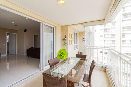 Apartamento à venda com 133m², 3 quartos e 3 vagasVaranda gourmet