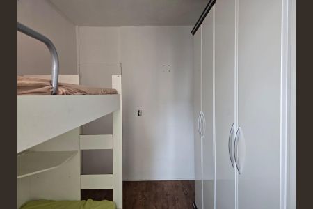 Apartamento à venda com 70m², 2 quartos e 1 vagaQuarto 02