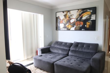 Sala de apartamento para alugar com 2 quartos, 64m² em Setor Goiânia 2 , Goiânia