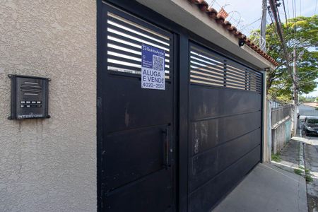 Casa de condomínio para alugar com 60m², 2 quartos e 1 vagaFachada