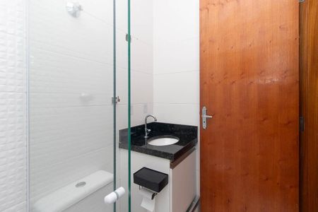 Casa de condomínio para alugar com 60m², 2 quartos e 1 vagaBanheiro da Suíte 2