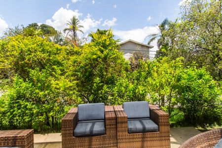 Casa de condomínio à venda com 300m², 3 quartos e 4 vagasVista da Sala