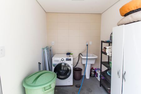 Casa de condomínio à venda com 300m², 3 quartos e 4 vagasÁrea de Serviço