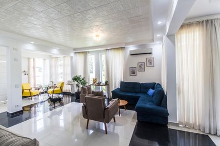 Sala  de casa de condomínio à venda com 4 quartos, 299m² em Alphaville, Santana de Parnaíba