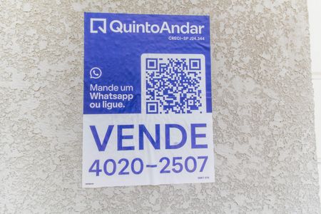 Casa de condomínio à venda com 300m², 3 quartos e 4 vagasVista da Rua