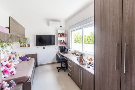 Casa de condomínio à venda com 300m², 3 quartos e 4 vagasSuíte 1