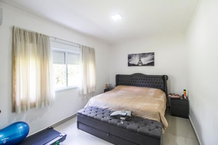 Casa de condomínio à venda com 300m², 3 quartos e 4 vagasSuíte 2