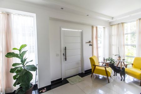 Casa de condomínio à venda com 300m², 3 quartos e 4 vagasSala 