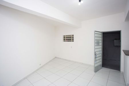 Sala de casa para alugar com 2 quartos, 40m² em Jardim Luso, São Paulo
