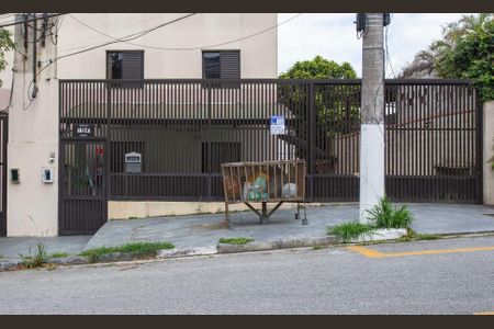 Apartamento para alugar com 75m², 2 quartos e 1 vagaFachada e portaria