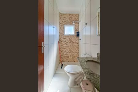 Casa de condomínio para alugar com 68m², 2 quartos e 1 vagaBanheiro 