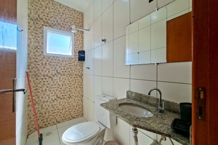 Casa de condomínio para alugar com 68m², 2 quartos e 1 vagaBanheiro 