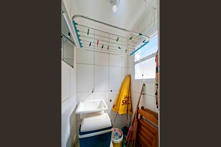 Casa de condomínio para alugar com 68m², 2 quartos e 1 vagaÁrea de Serviço