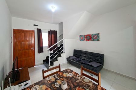 Casa de condomínio para alugar com 68m², 2 quartos e 1 vagaSala