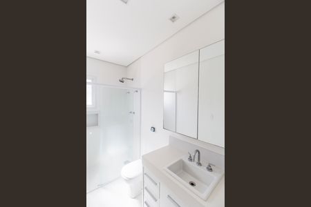 Casa de condomínio à venda com 382m², 4 quartos e 2 vagasBanheiro da Suíte