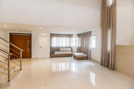 Sala  de casa de condomínio à venda com 4 quartos, 382m² em Alphaville, Santana de Parnaíba