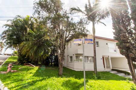 Casa de condomínio à venda com 382m², 4 quartos e 2 vagasVista da Rua