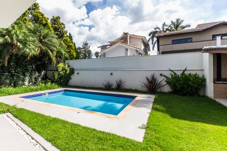 Casa de condomínio à venda com 382m², 4 quartos e 2 vagasPiscina
