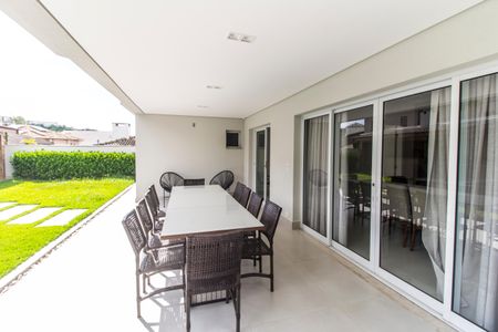 Casa de condomínio à venda com 382m², 4 quartos e 2 vagasÁrea gourmet