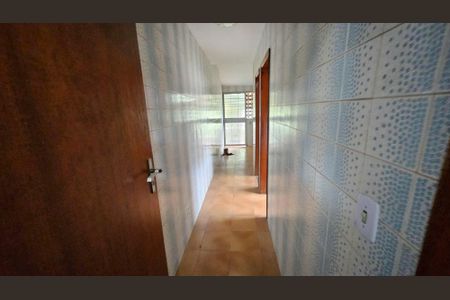 Casa para alugar com 420m², 4 quartos e 6 vagas Casa para alugar com 420m², 4 quartos e 6 vagasÁrea de Serviço